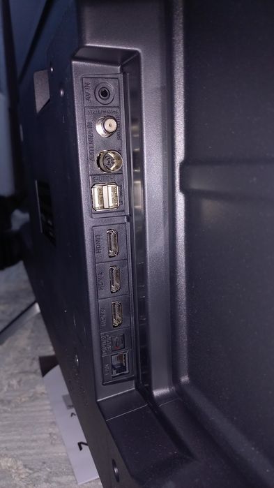 Продам 4к QLED телевизор