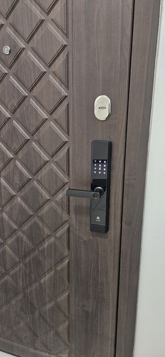 Установка электронных смарт замков