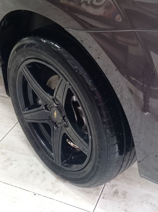 R15 diska balon sotiladi