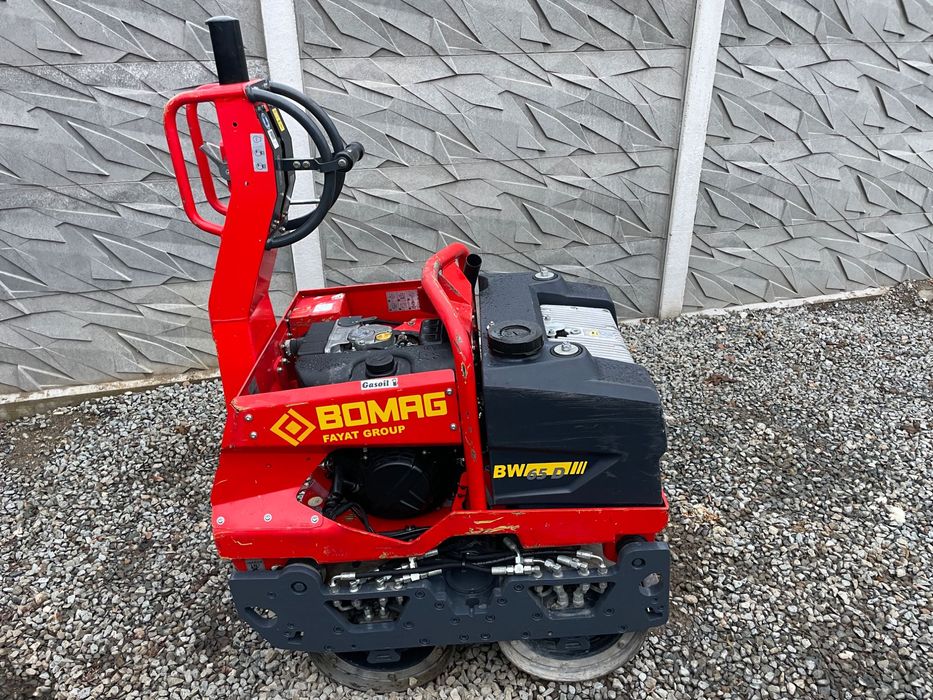 Cilindru/Placă compactoare 750kg de Inchiriat