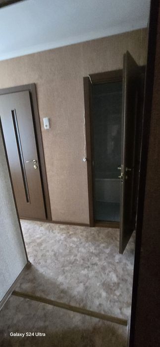 Продам 2х комквартиру