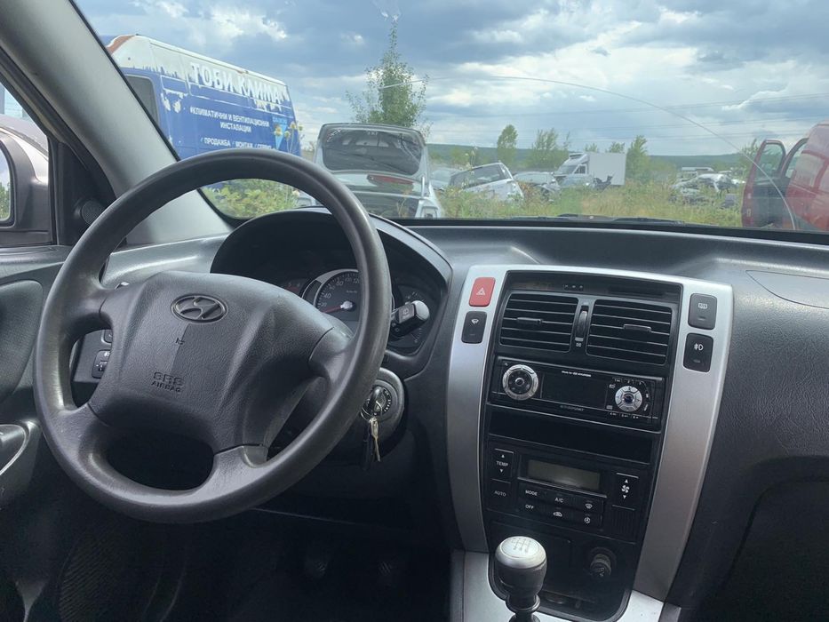 Хюндай Туксон 2006 г 2.0д на части