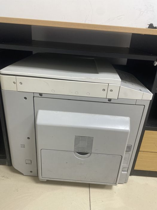 Принтр  продам  Canon маркалы