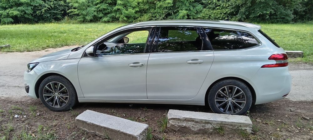 Пежо 308 Т9 бензин