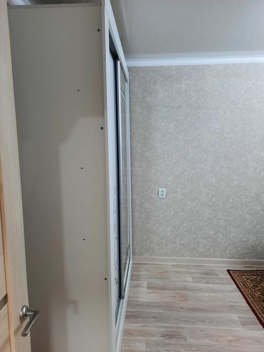 Продам срочно шкаф купе