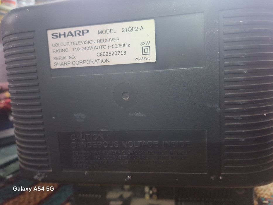 Телевизор SHARP б/у в рабочем состоянии,можно подключить к тюннеру
