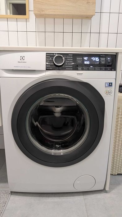 Стиральная машина Electrolux PerfectCare 700