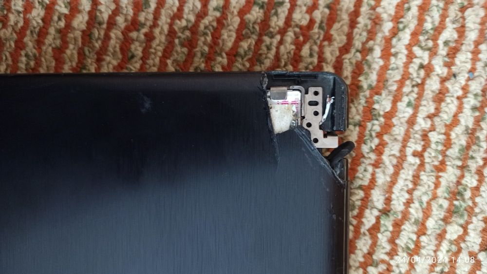 Лаптоп ASUS Note