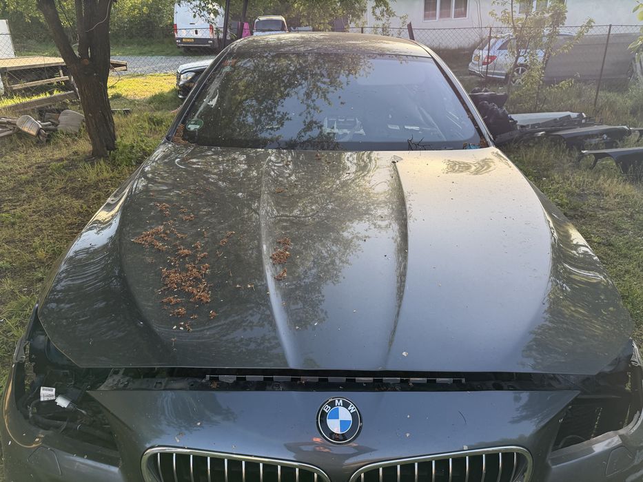 Capota motor originala aluminiu BMW F10 F11 perfecta stare