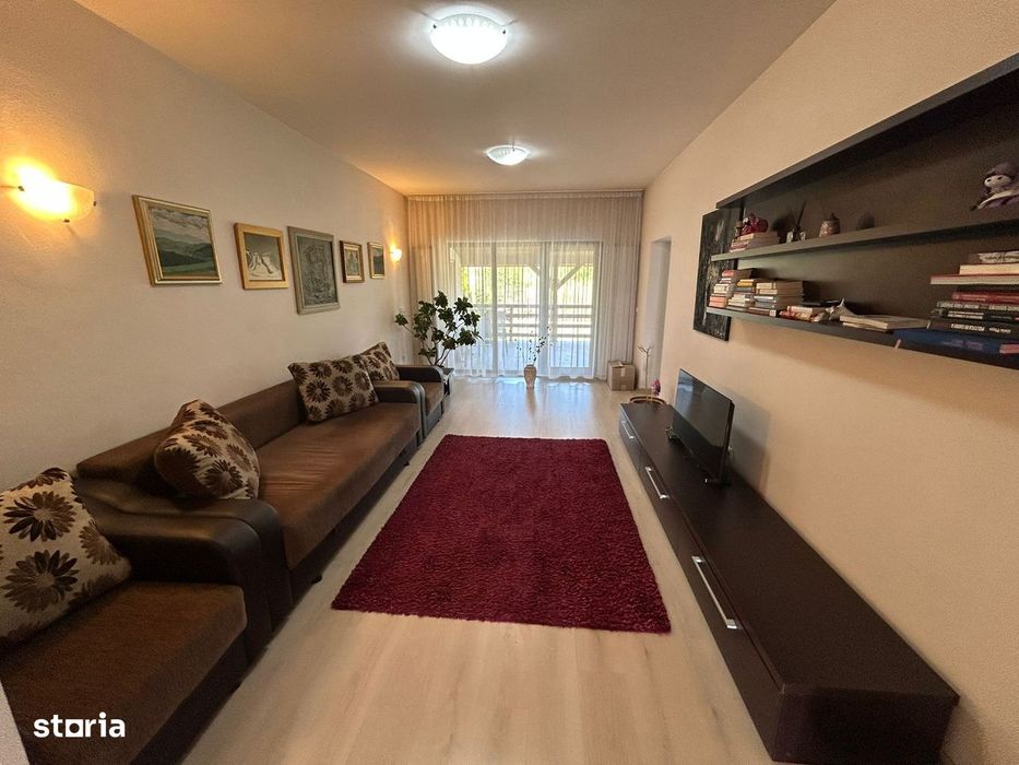 Casa tip duplex - zona Cetate
