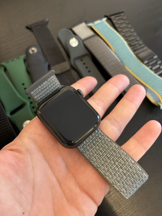 Apple Watch SE 32 GB