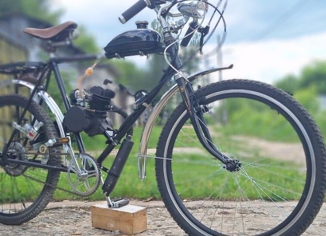 Велосипед  скоросной