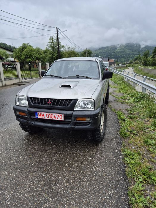 Vând Mitsubishi L200