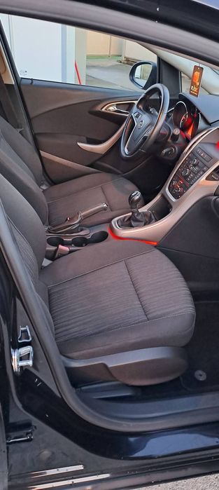 Opel astra j 2011,1.4 Turbo