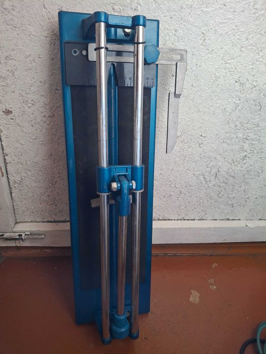 Продам перфораторы б/у, плиткорез б/у 16×60 см размер, фляга б/у