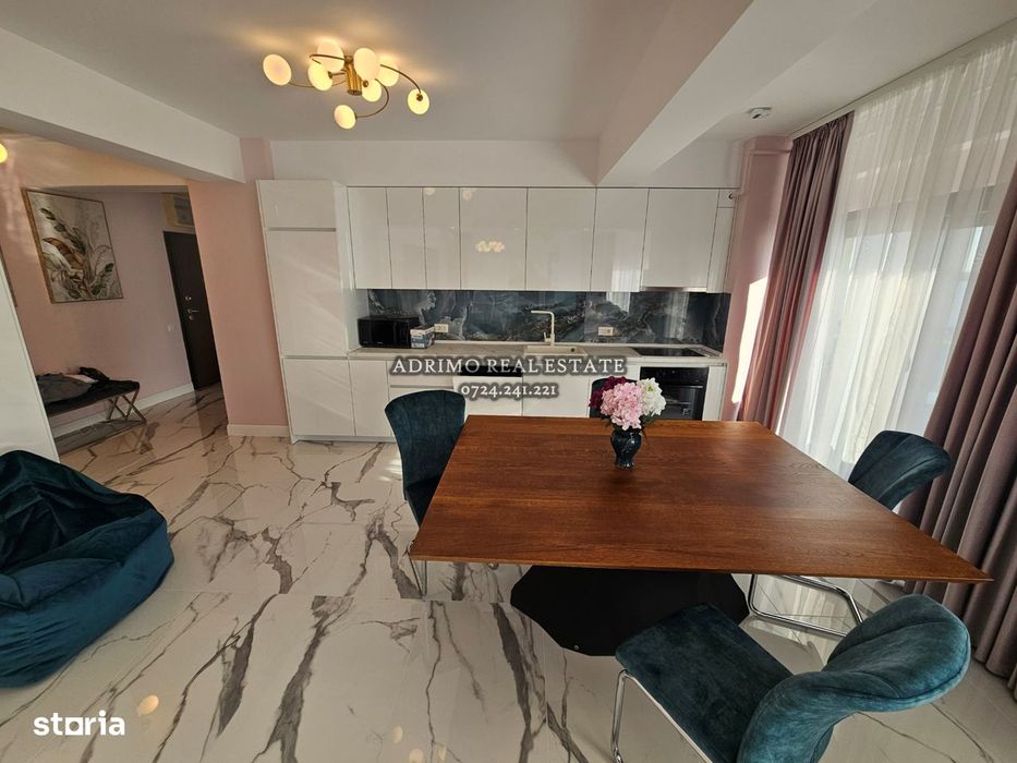 Ap2cam IMPECABIL cu Priveliste Superba - Parcare Privata - 800eur