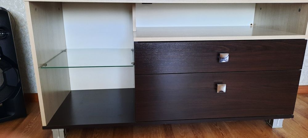 Тумбочка под телевизор