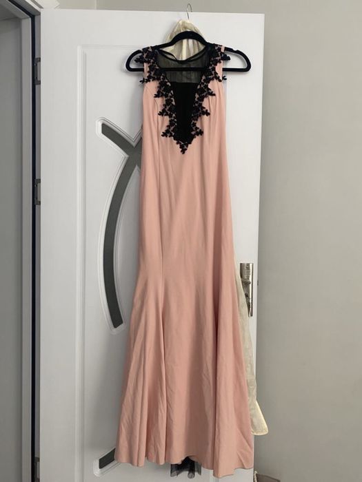 Официялни рокли р-р  “S”