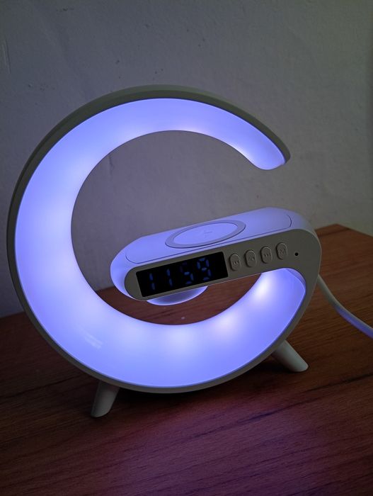 Vând mini lampă cu încărcare wireless