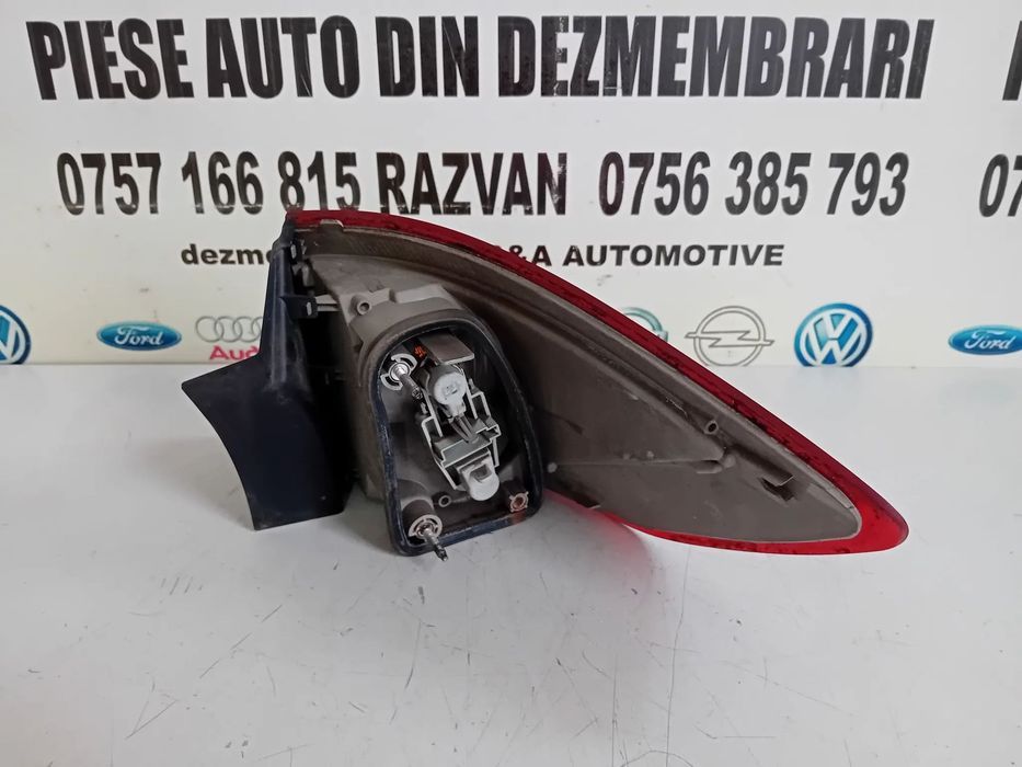 Stop Stanga LED Ford Mondeo MK4 Combi Break 2008-2011 De Pe Caroserie