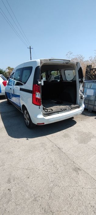 Dezmembrez Dacia Doker 1.5 diesel