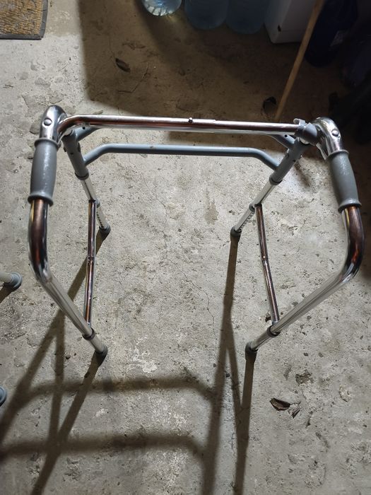 Cadru mers persoane cu handicap