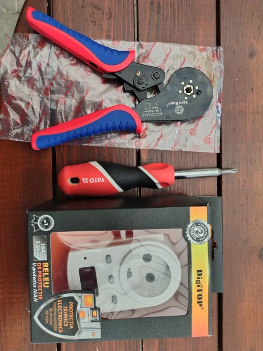 Cleste sertizat pini și Releu DigiTOP noi