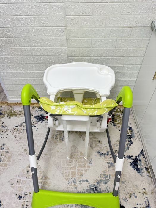 Стульчик для кормления прочный