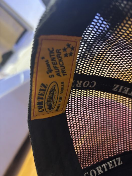 sapca corteiz neagra