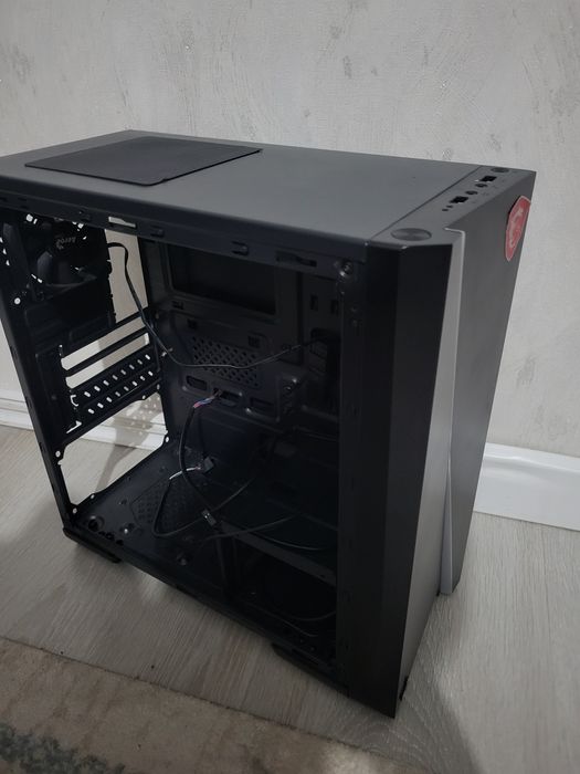Корпус Aerocool Cylon Mini в черном исполнении