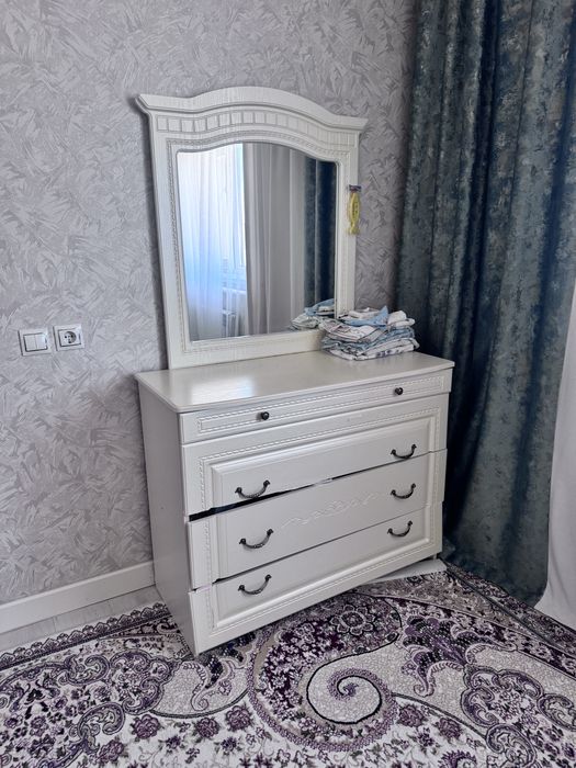 Кровать шкаф комод