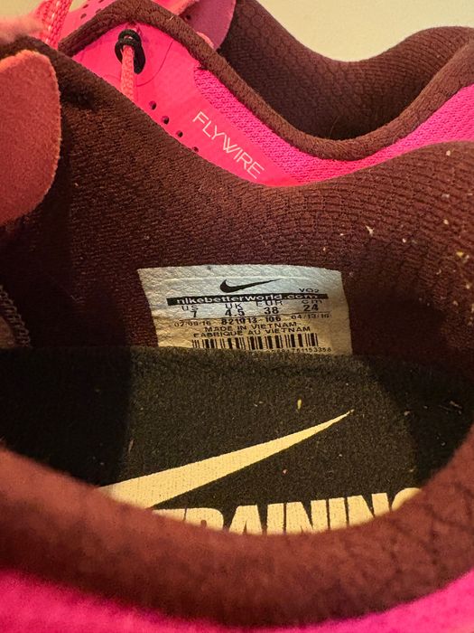 Дамски маратонки - Nike Metcon