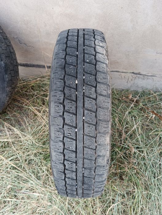 Резина 225/85/R15C