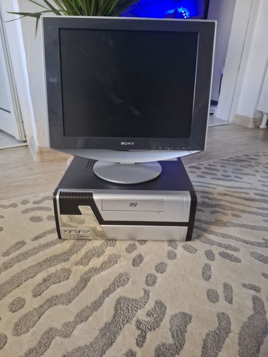 Unitate PC + Monitor Sony 15 inch
