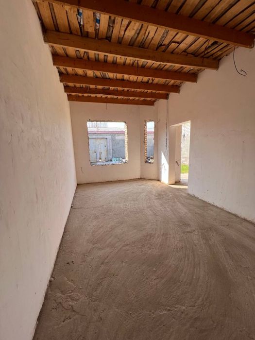 Nazarbek muz impex 4 sotokli 2 ta uy sotiladi