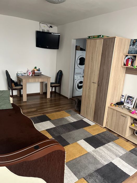 Vând apartament cu 2 camere