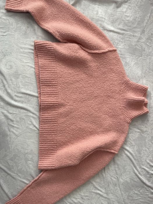 Дамски пуловери със съдържание на вълна Zara, H&M