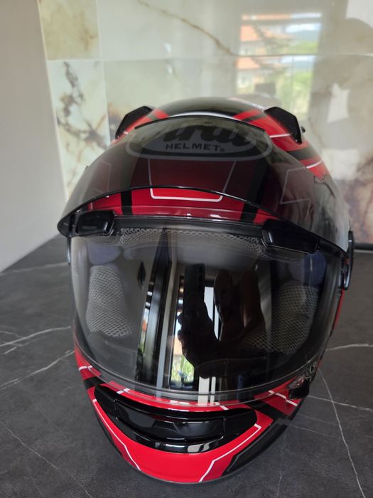 Мото каска Arai. Размер L