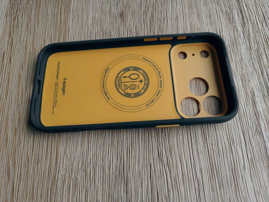 Husa Iphone 17 Pro Max - SPIGEN - Nano Pop
