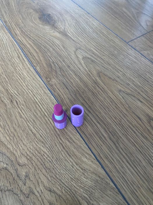 Детски куфар с бижута и други аксесоари