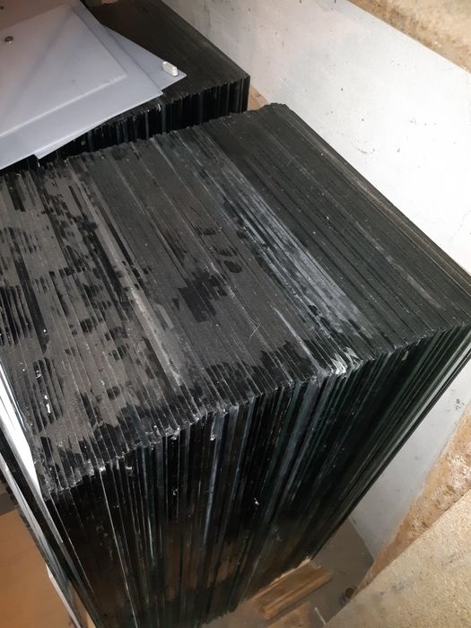 Продам Стекло б/у