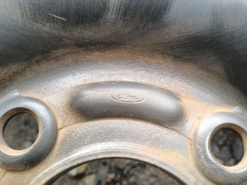 Продам оригинальные металлические диски на Ford