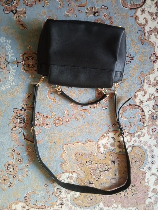 Продам две фирменные сумки Michael Kors (оригинал)