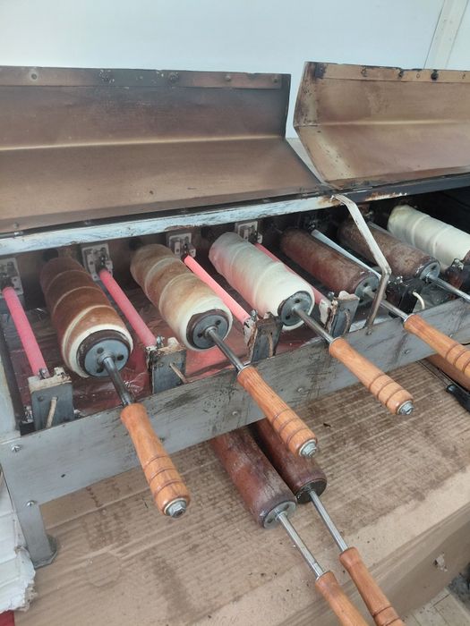Afarere la chie rulota masina de inghetata  2 aparate suc granita  aparat kurtosi colac aparat de fiert porub