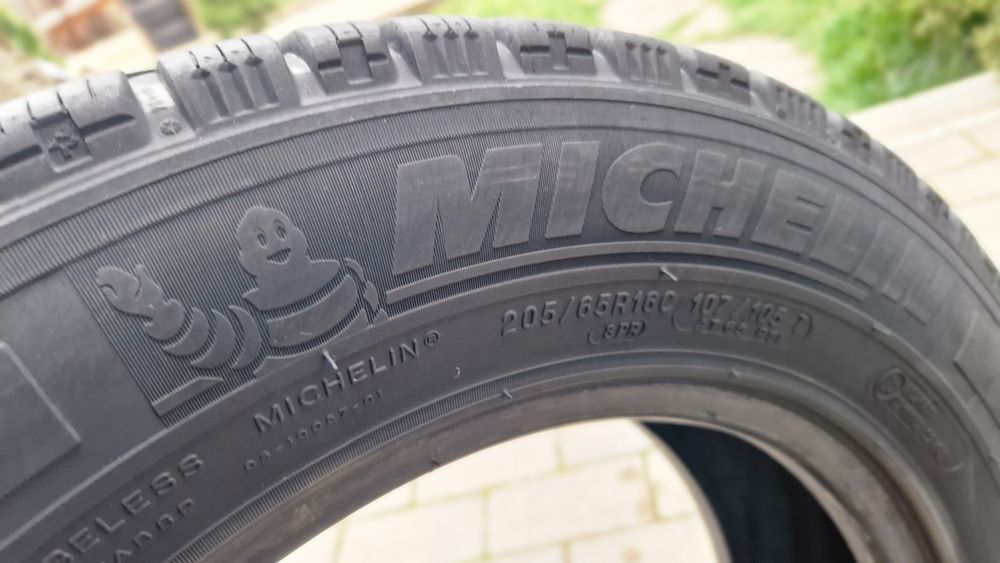 Anvelope iarna 205 65 R 16 C Michelin