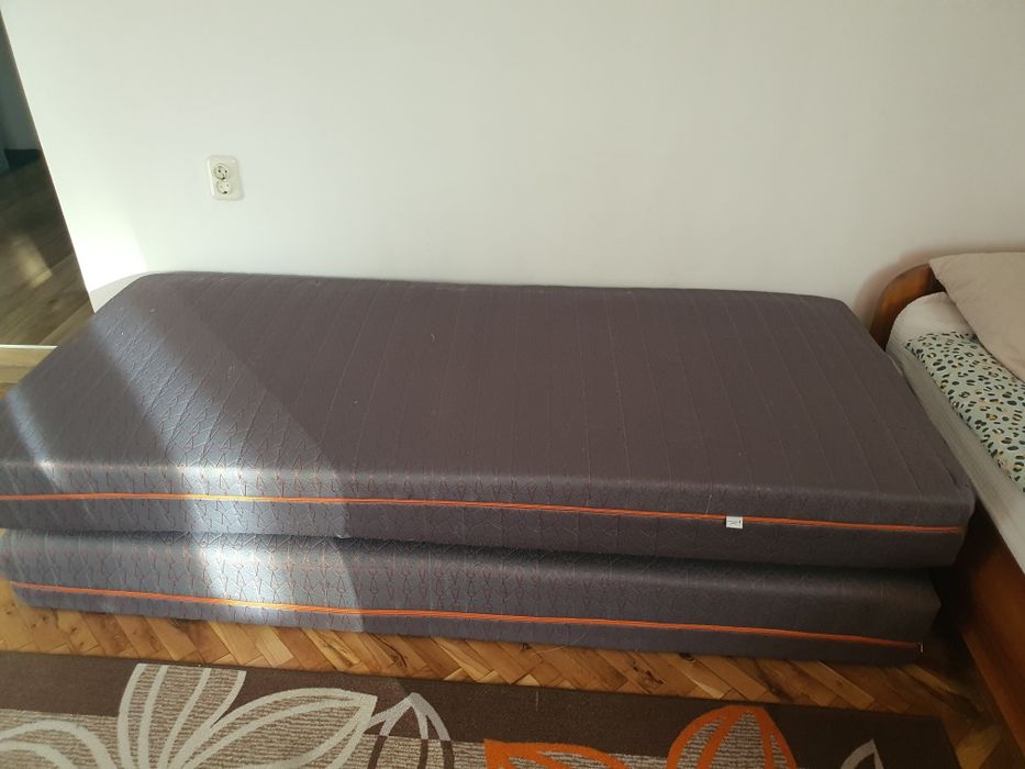 Продавам  матрак 90/200/21