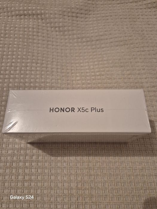 Телефон новый срочно