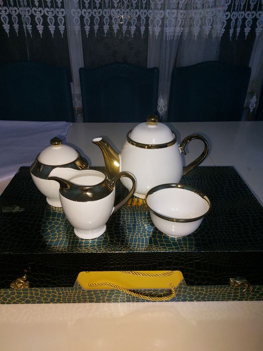 Продам посуда чайный сервис