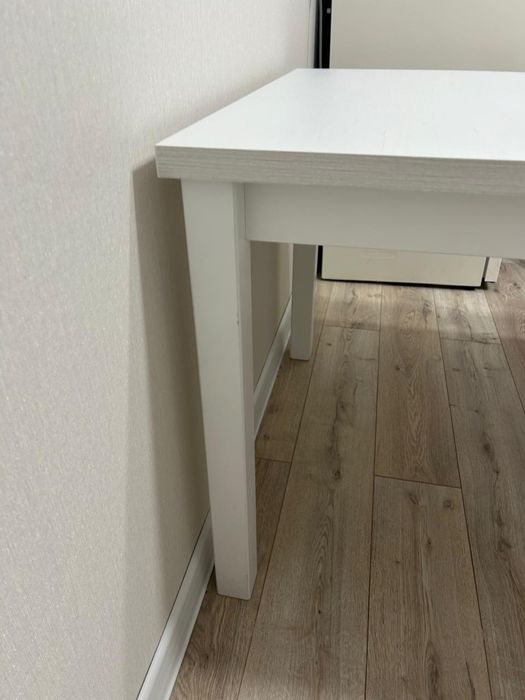 Продам кухонный стол