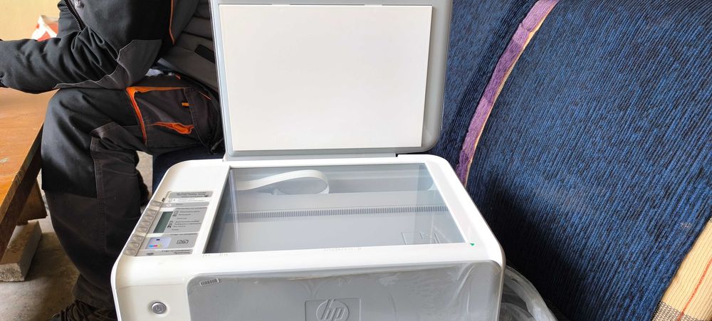 Цветен принтер HP